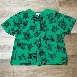 CJ Banks Green Short-Sleeve Button-Front Top with Black Turtle Print